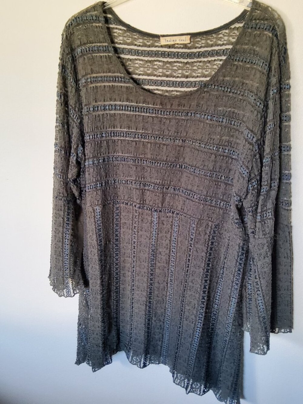 Indigo Soul Sheer Gray crochet bell sleeve tunic top size XL